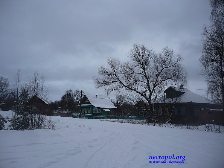 Вид села Сутоки; фото Изяслава Тверецкого, январь 2012 г.