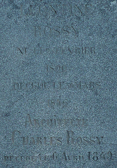 Надпись на памятнике на могиле архитектора Карла Росси; фото Изяслава Тверецкого, май 2010 г.