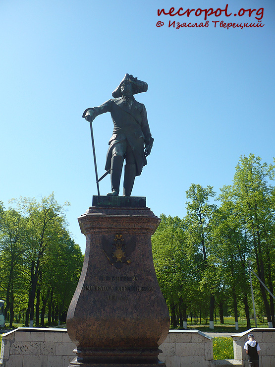 Памятник императору Павлу I Петровичу; фото Изяслава Тверецкого, май 2010 г.