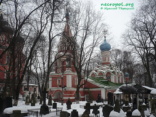 Некрополь Донского монастыря в г. Москва; фото Изяслава Тверецкого, март 2010 г.