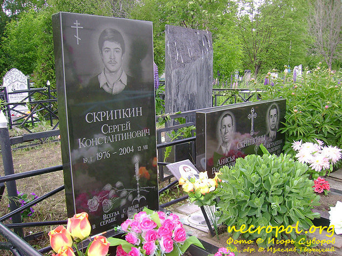 Виды Шереметьевского кладбища; фото Игоря Суворова, 2009 год