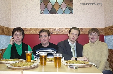 Празднование второй годовщины основания ФНП «Российский некрополь» в кафе «Разгуляй» в Твери 27 декабря 2010 г.